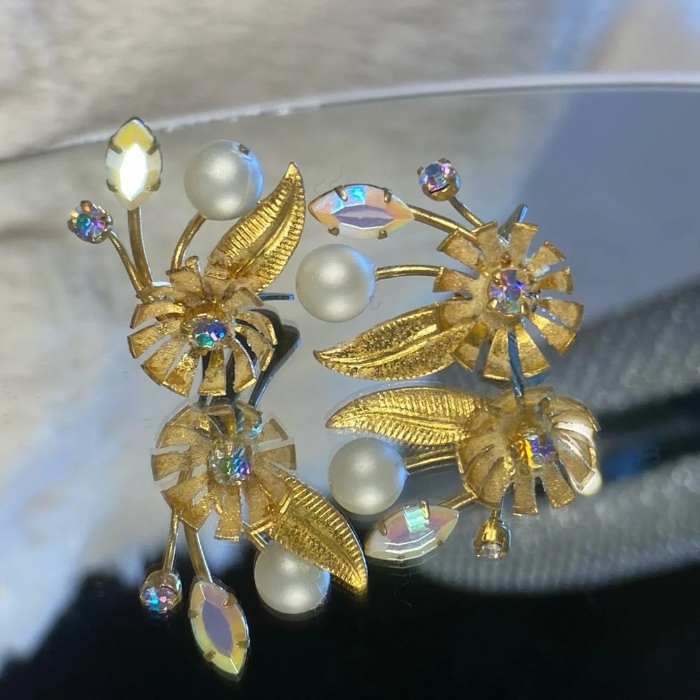 Vintage Austria Gold Tone Clip-on Earrings with Faux Pearl & AB Crystals.
